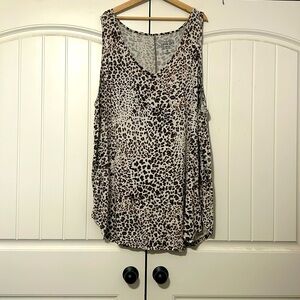 Torrid Super soft leopard tank.  Longer length. Plus size 6 (30/32)